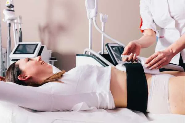 woman having body sculpting to help improve her body image and her mental health Macclesfield